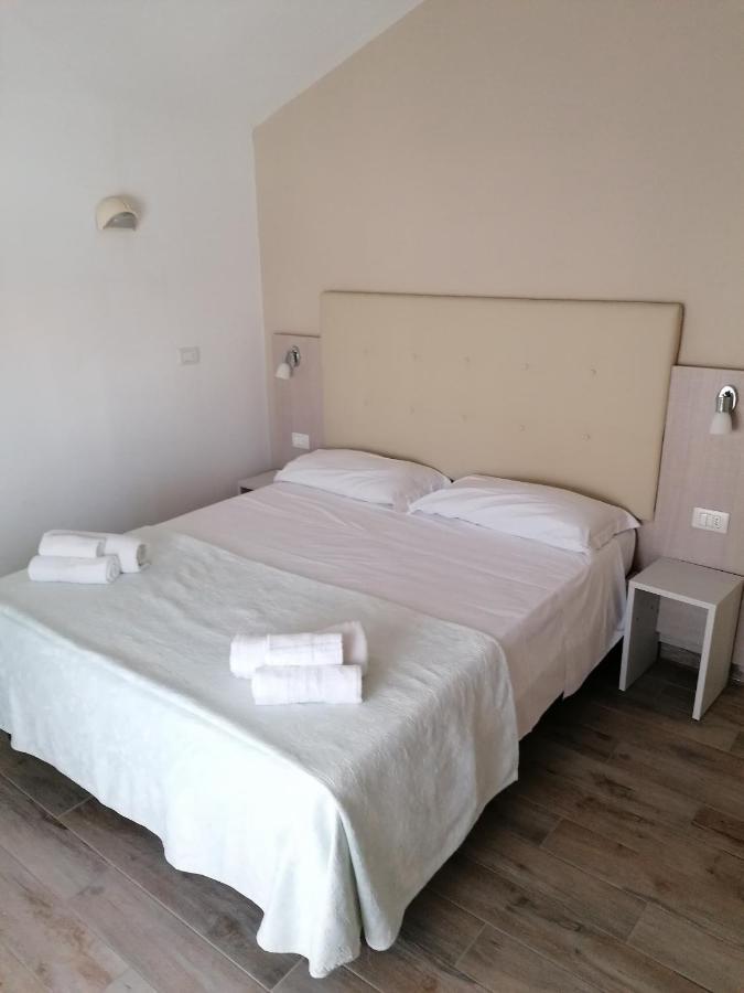 Hotel Luna ريميني المظهر الخارجي الصورة